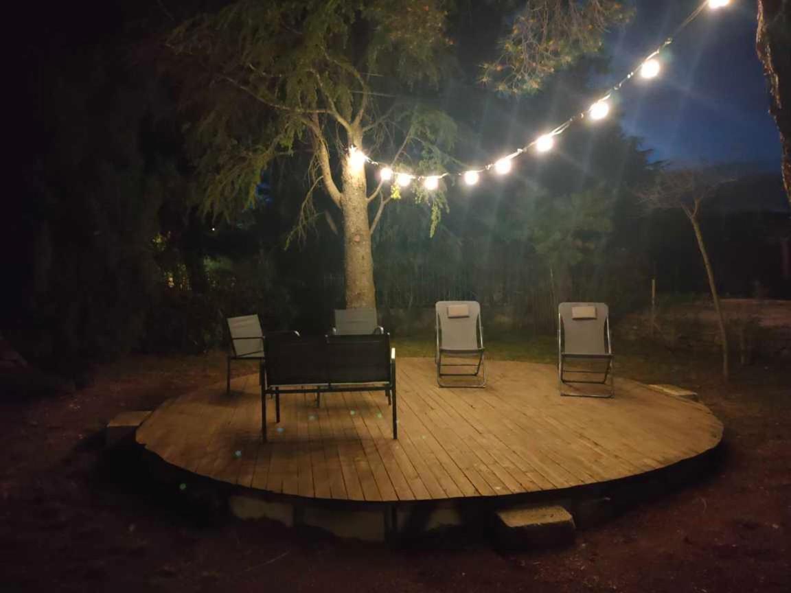 Appartement Avec Grand Jardin Et Parking, Uzès Exteriör bild